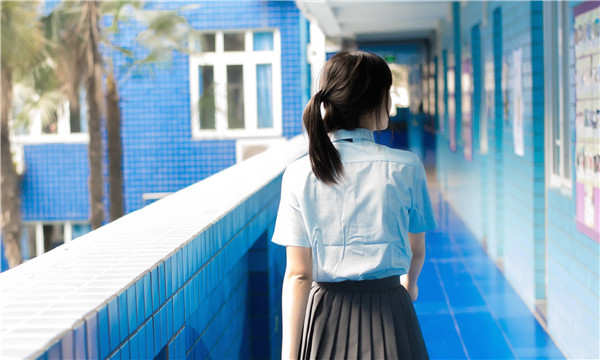 钟山如何找到一个可以帮助我生孩子的女人？